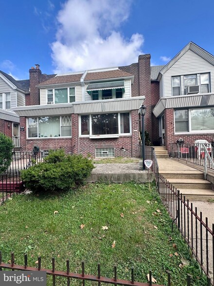 5640 Miriam Rd, Philadelphia, PA 19124