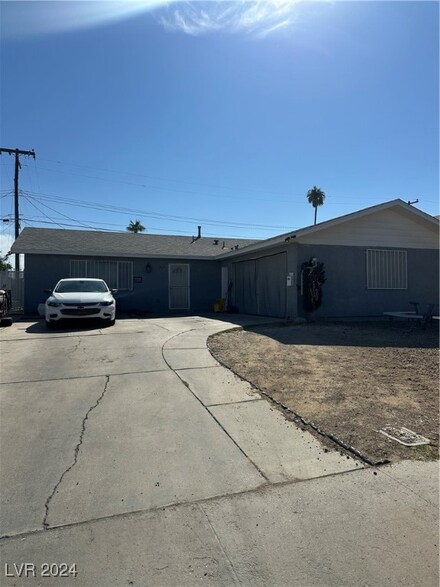 705 Miller Ave, North Las Vegas, NV 89030