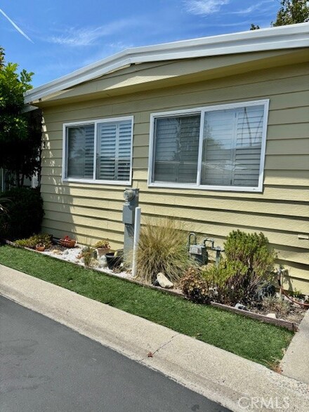 32302 Alipaz St Unit 2, San Juan Capistrano, CA 92675