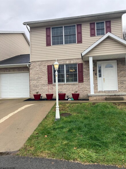 276 Donna Ave, Morgantown, WV 26505