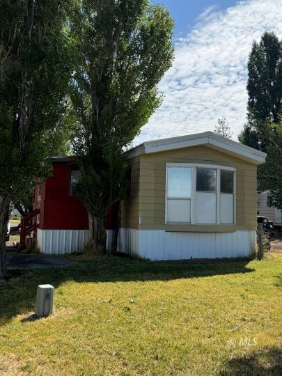 50 Windsor Dr, Alturas, CA 96101