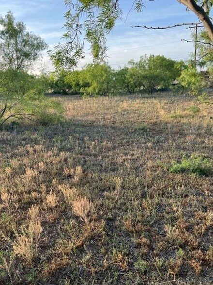 4415 Armstrong St, San Angelo, TX 76903