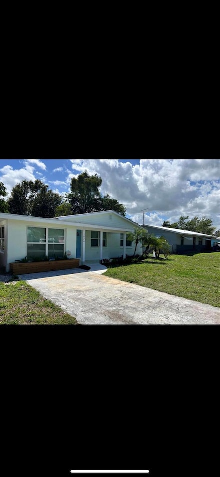 1074 NW 16th Place, Stuart, FL 34994