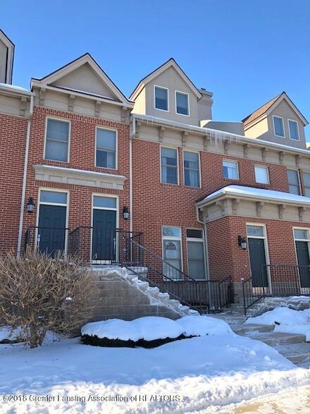 1329 Turner St Unit 18, Lansing, MI 48906