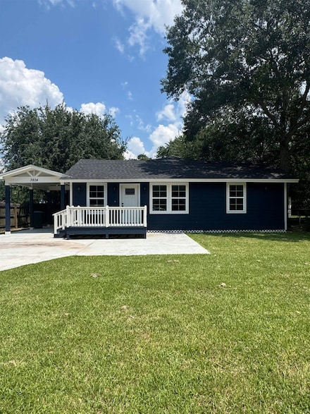 3824 Hays Ave, Groves, TX 77619