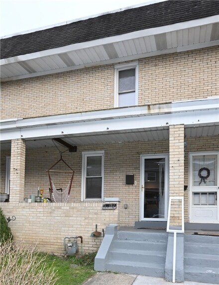 1702 Jancey St, Pittsburgh, PA 15206