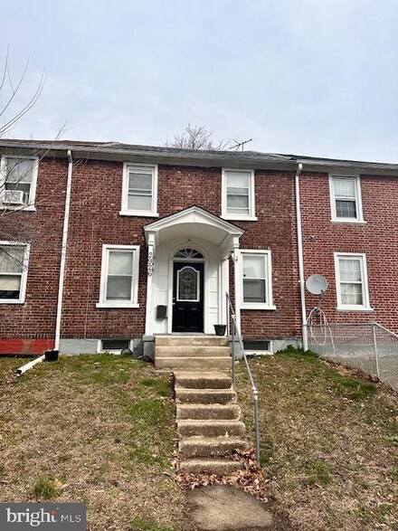 2926 N Constitution Rd, Camden, NJ 08104