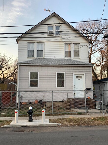 496 Mosel Ave, Staten Island, NY 10304