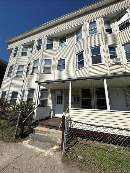 68 Grove St Unit 3, Ansonia, CT 06401