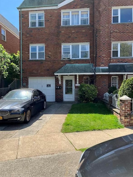67-04 Garfield Ave, Woodside, NY 11377