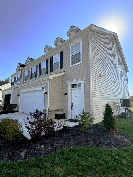 253 Lenell Loop, Delaware, OH 43015