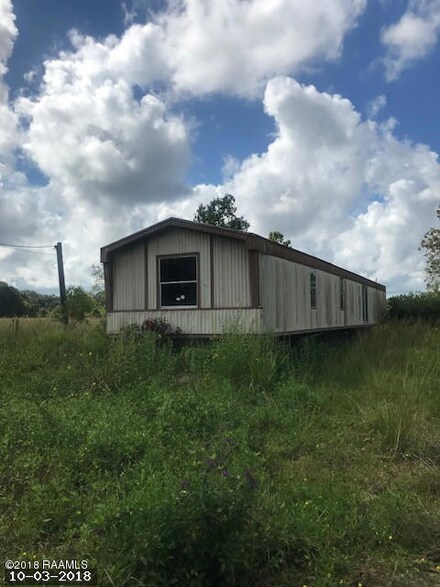 136 Taryn Ln, Franklin, LA 70538
