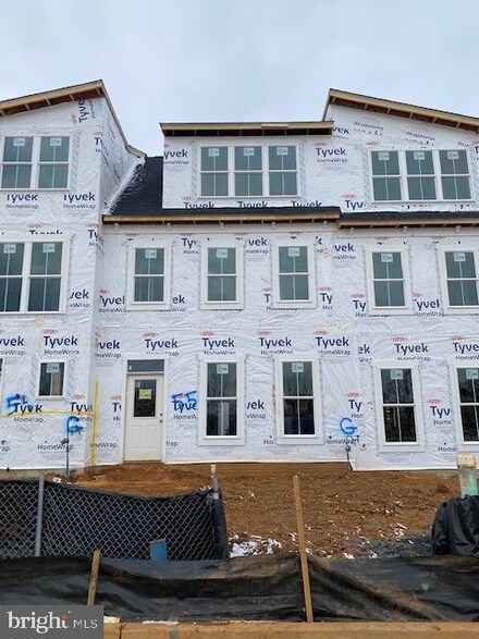 409 Gillespie Dr, Frederick, MD 21702