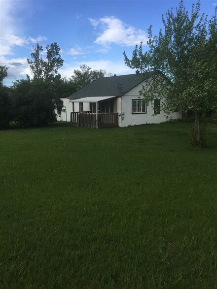 1102 Laurel St, Whitewood, SD 57793