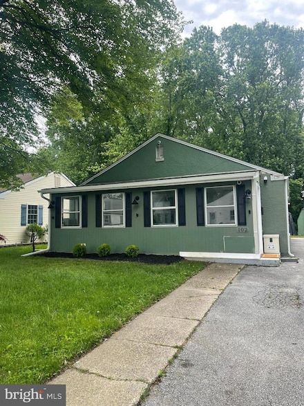 102 May Ave, New Castle, DE 19720