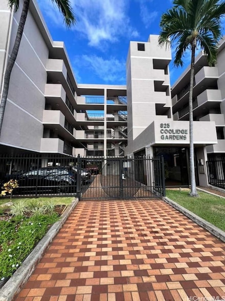 825 Coolidge St Unit 311, Honolulu, HI 96826