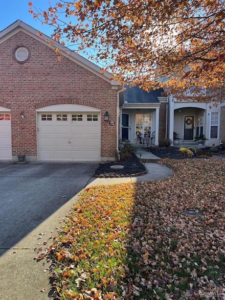 499 Vinegarten Dr, Cincinnati, OH 45255