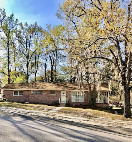 14 Robin Rd, Barnwell, SC 29812