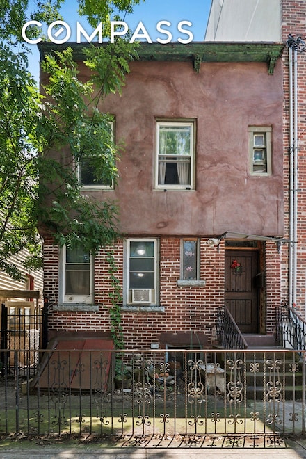 464 E New York Ave, Brooklyn, NY 11225