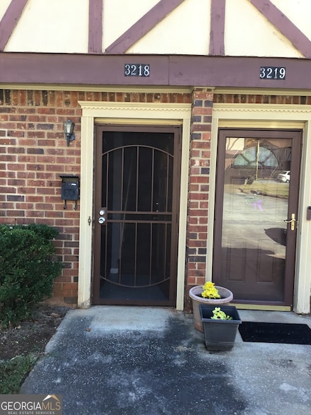 3218 Abbeywood Dr, Decatur, GA 30034