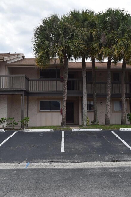 6332 Newtown Cir Unit 32B2, Tampa, FL 33615