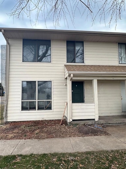 210 N Piper #1, Grand Island, NE 68803