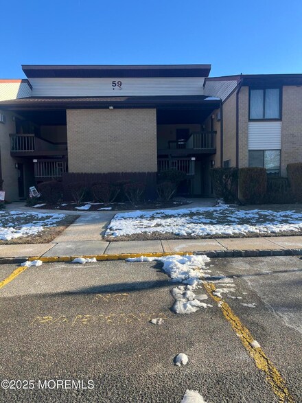 59 Amberly Dr Unit C, Manalapan, NJ 07726