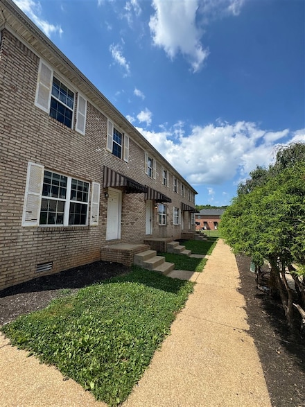 525 Lost Cir, Bowling Green, KY 42101