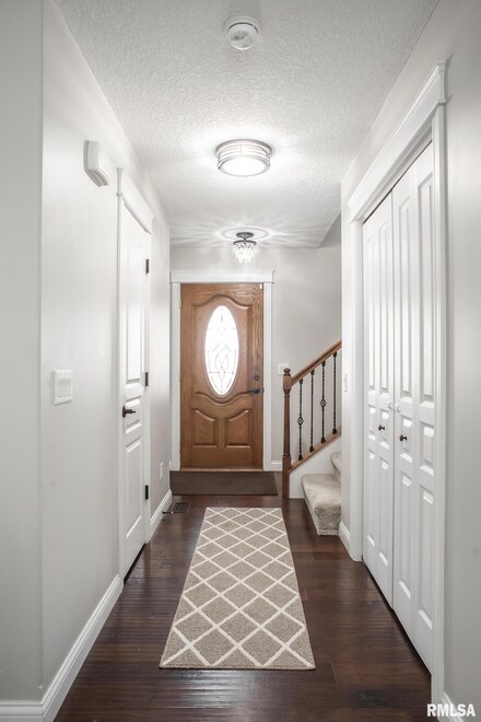 6411 Friendship Path, Bettendorf, IA 52722