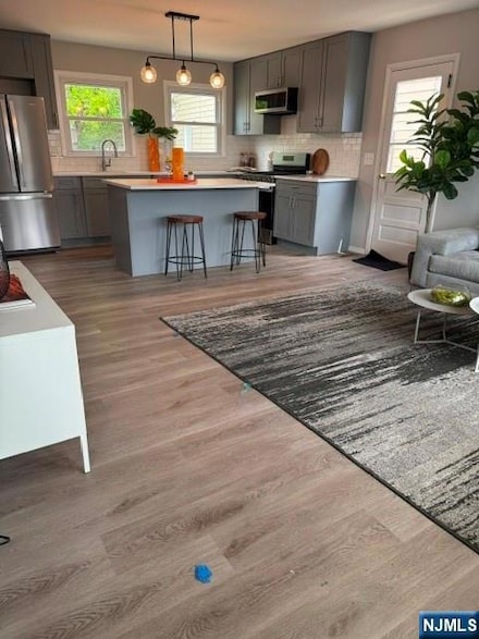 168-170 Manchester Ave, Paterson, NJ 07502