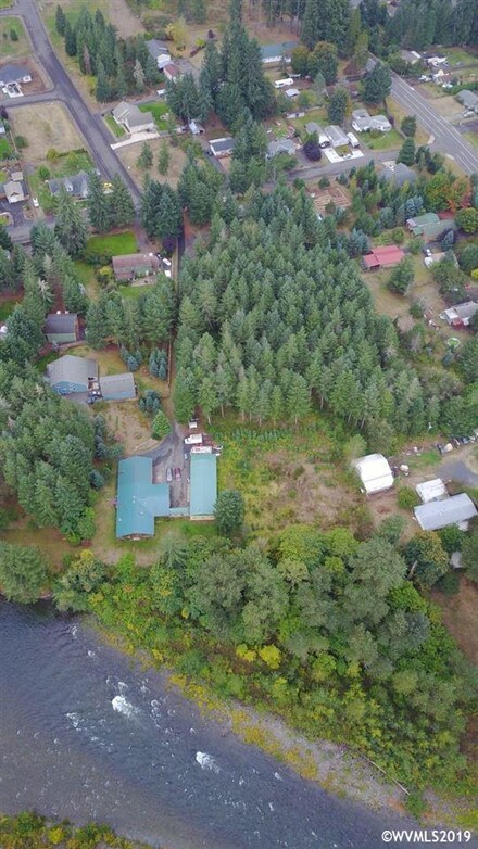 519 Juniper St, Lyons, OR 97358