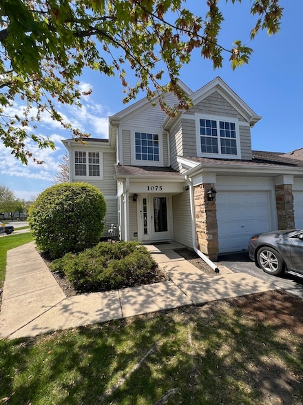 1075 Providence Ln, Buffalo Grove, IL 60089