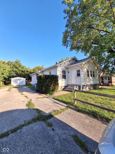 1342 Waldemere Ave, Indianapolis, IN 46241