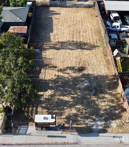 1104 Virginia Ave, Bakersfield, CA 93307