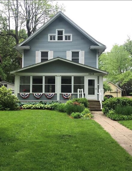 3828 Cottage Grove Ave, Des Moines, IA 50311