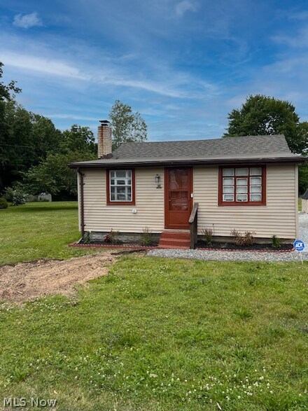1024 Oakwood Blvd, Painesville, OH 44077