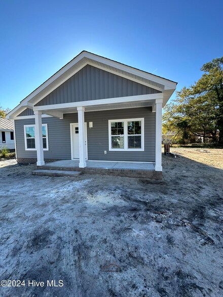 709 N C, Bridgeton, NC 28519