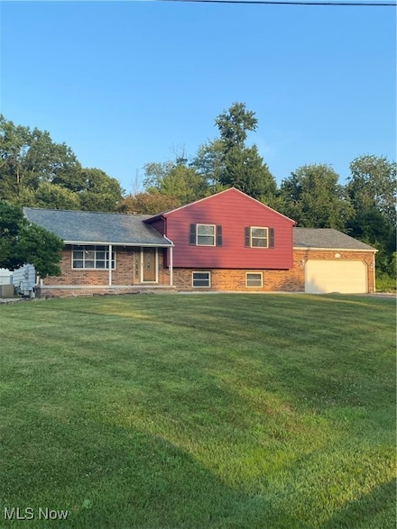 1120 Timbercrest St, Youngstown, OH 44505