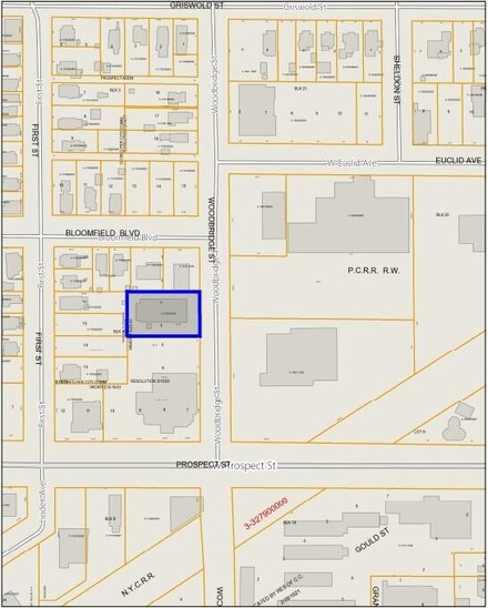 1710 Woodbridge St, Jackson, MI 49203
