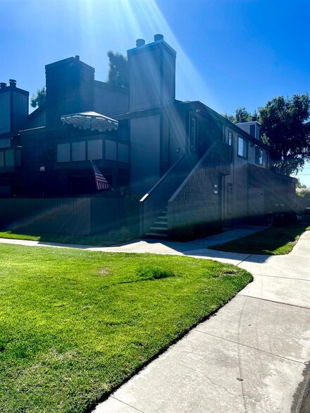 1151 S Chestnut Ave Unit 176, Fresno, CA 93702