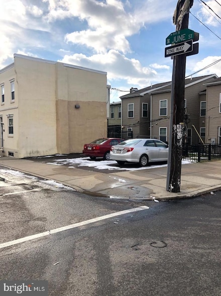 842 June St, Philadelphia, PA 19139