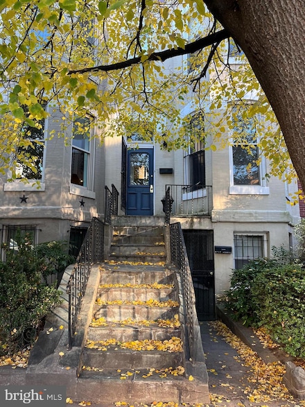 1510 R St NW, Washington, DC 20009