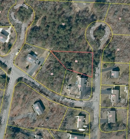 68 Fox Hill Rd, Mashpee, MA 2649