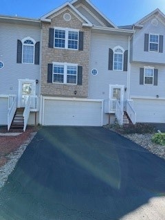 517 Ten Point Ln, Cranberry Township, PA 16066