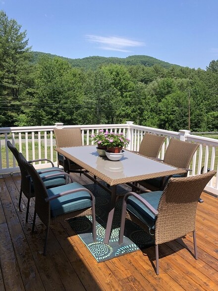 259 Main St, Shelburne Falls, MA 01370