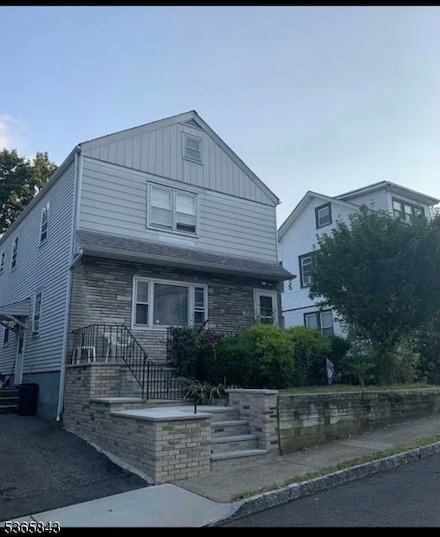 12 Rosedale Ave, Montclair, NJ 07042
