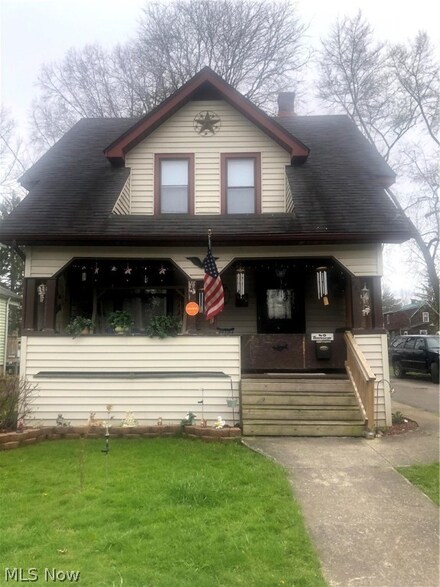 863 Sylvan St NW, Warren, OH 44485
