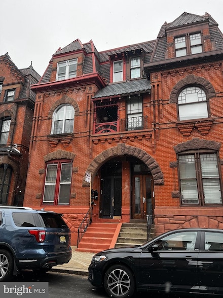 1512 N 17th St Unit 2-B, Philadelphia, PA 19121