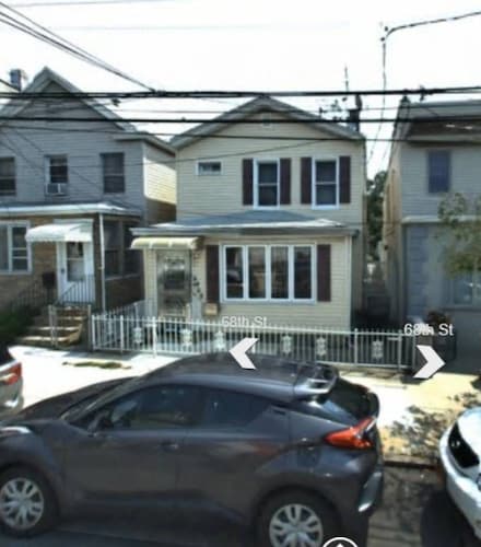 54-05 68th St, Flushing, NY 11378