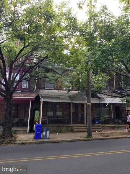 1388 Perkiomen Ave, Reading, PA 19602